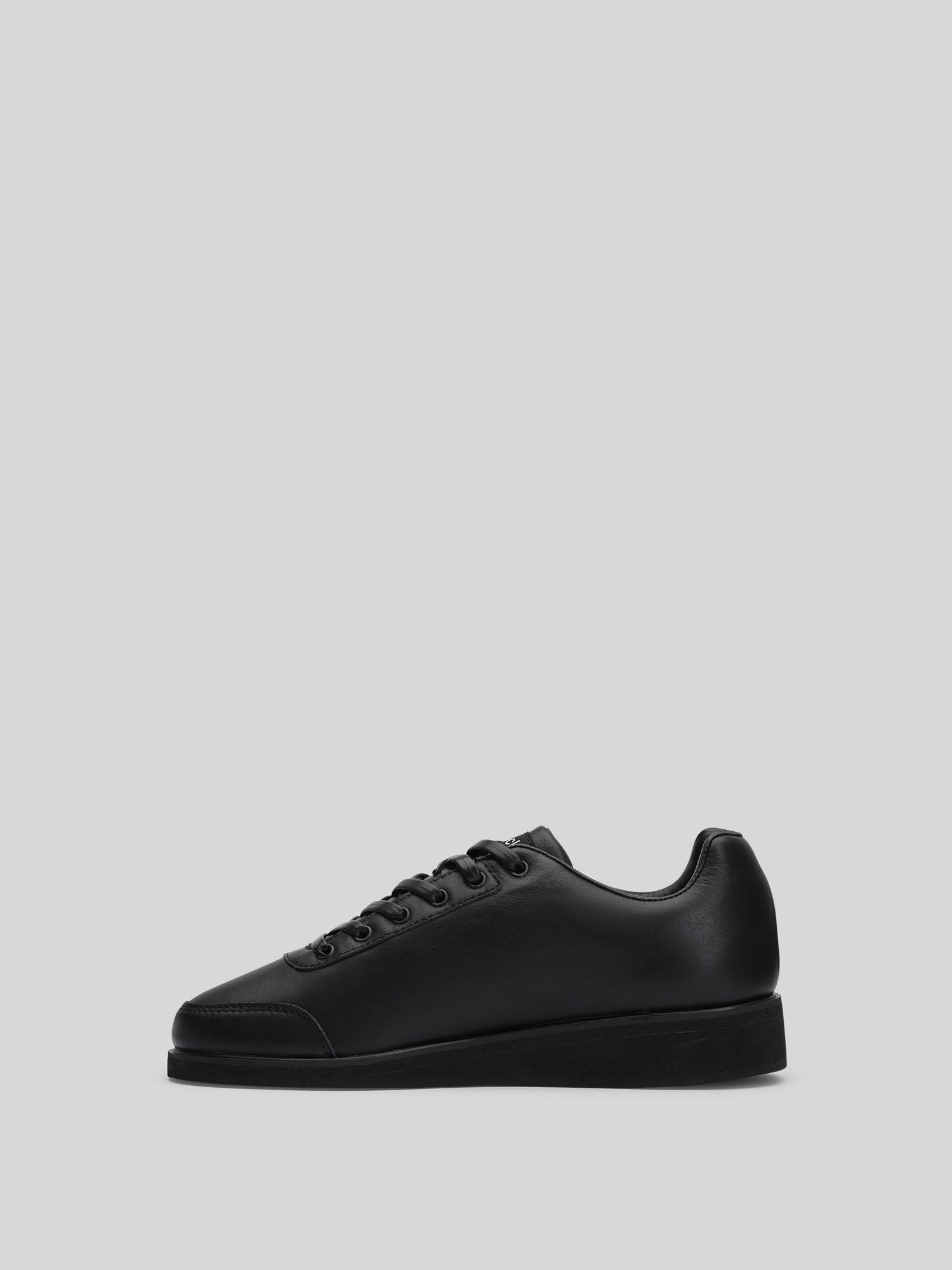 JuMclu Black Leather Luxury Fashion Sneaker 